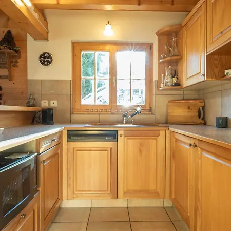 Les Patineurs Dağ evi *